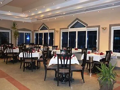 Otel Le Mirage New Tiran 4*